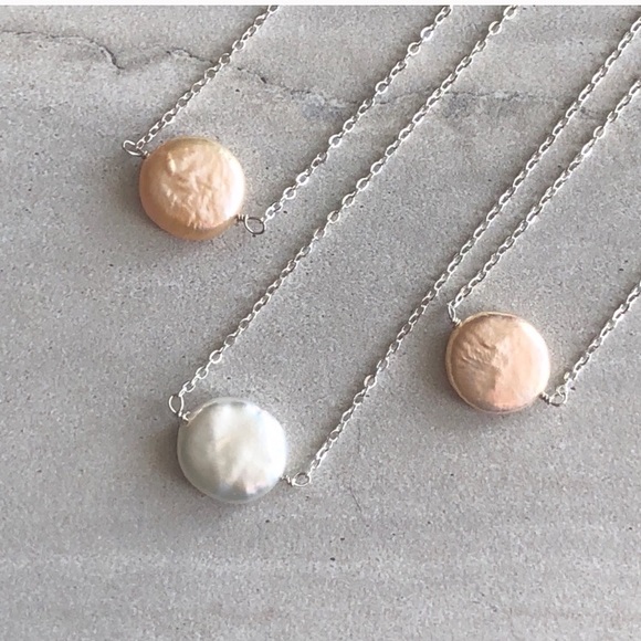 Estrella & Luna Jewelry - Silver Dainty Freshwater Pearl Necklace